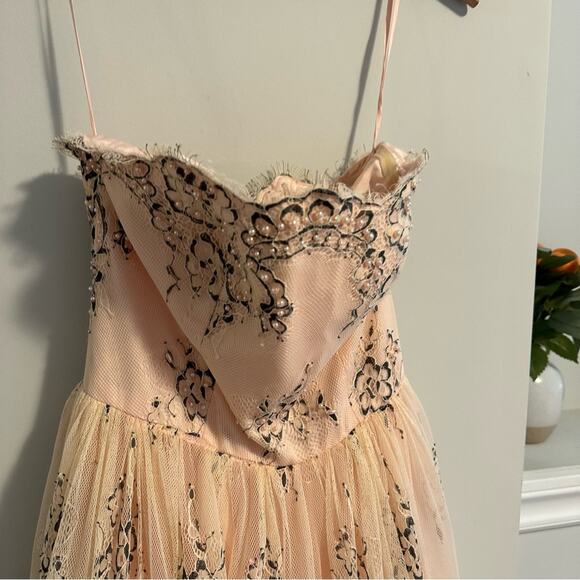 NWT MIGNON Pink Lace Pearl Tulle Sleeveless Maxi Gown 4 - Picture 11 of 11